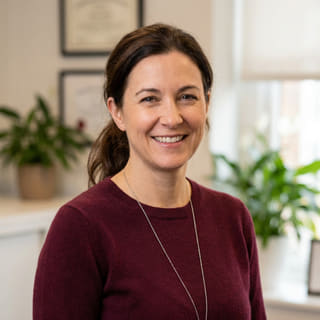 Laura Bennett portréfotója, a Kristály Értékmény platformstandardjainak felelőseként megjelölve